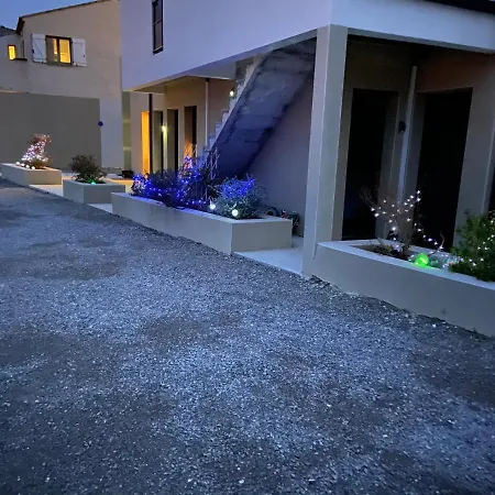Apartament Pour Etudiant Seul Ou A 2